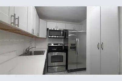 5050 NW 7th St #103, Miami, FL 33126 - Photo 7