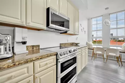 3001 NE 185th St #523, Aventura, FL 33180 - Photo 9
