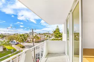 7133 Bay Dr, Miami Beach, FL 33141 - Photo 3