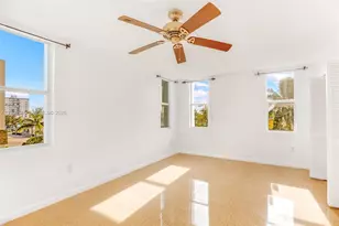 7133 Bay Dr, Miami Beach, FL 33141 - Photo 15