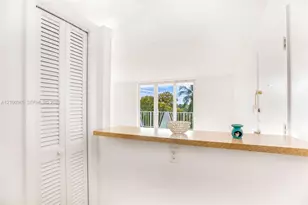 7133 Bay Dr, Miami Beach, FL 33141 - Photo 13