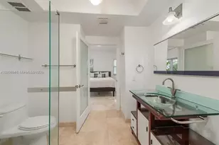 1040 10th St, Miami Beach, FL 33139 - Photo 19