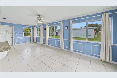 4510 Monterey Drive, Tamarac, FL 33319 - Photo 9