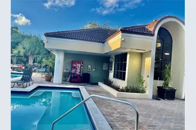 2550 SW 18th Ter #1405, Fort Lauderdale, FL 33315 - Photo 25