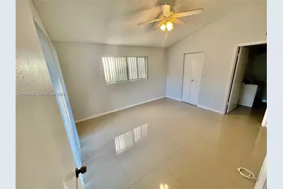 2550 SW 18th Ter #1405, Fort Lauderdale, FL 33315 - Photo 9