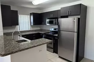 4058 NW 87th Ave, Sunrise, FL 33351 - Photo 3