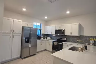 1424 NE 4th Ave, Florida City, FL 33034 - Photo 5