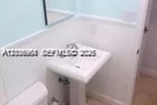 1721 NE 55th St, Fort Lauderdale, FL 33334 - Photo 9