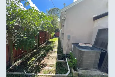 1681 NW Jacobin, Palm Bay, FL 32907 - Photo 35