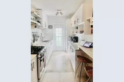 8540 Byron Ave #1B, Miami Beach, FL 33141 - Photo 5