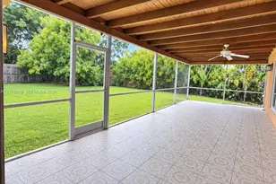 8376 NW 16th St, Coral Springs, FL 33071 - Photo 17