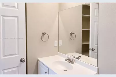 1295 N Railroad Ave, Boynton Beach, FL 33435 - Photo 7