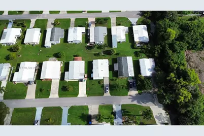 121 Sugar Loaf Ln, Naples, FL 34114 - Photo 35