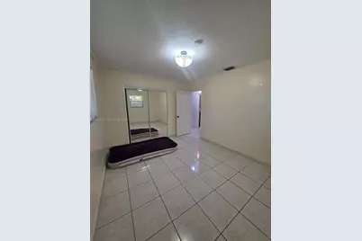 6325 Miami Lakeway, Miami Lakes, FL 33014 - Photo 15