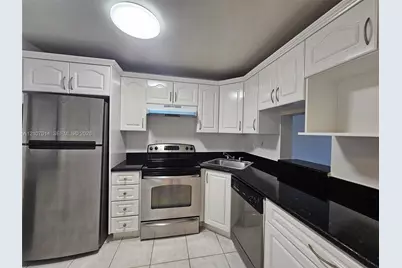 7911 N Colony Cir N #106, Tamarac, FL 33321 - Photo 7