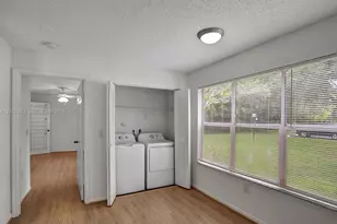 13090 Vista Isles Dr, Sunrise, FL 33325 - Photo 11