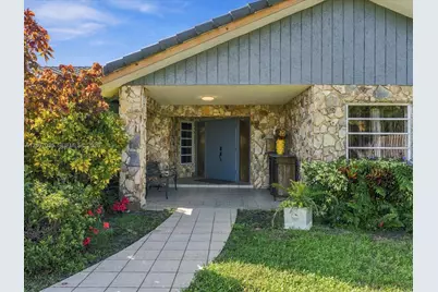 1006 SE 6th St, Deerfield Beach, FL 33441 - Photo 5