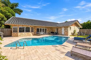 1006 SE 6th St, Deerfield Beach, FL 33441 - Photo 9