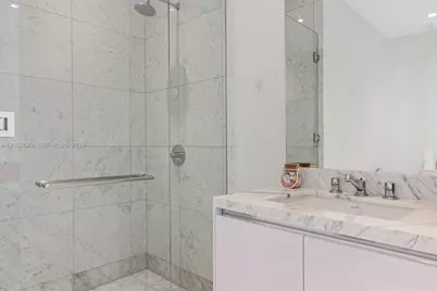 16901 Collins Ave #1402, Sunny Isles Beach, FL 33160 - Photo 51
