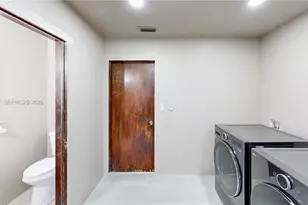 251 NW 92nd Ave, Coral Springs, FL 33071 - Photo 27