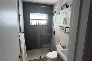 18020 NW 7th Ave, Miami Gardens, FL 33169 - Photo 5