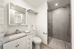 1425 Brickell Ave, Miami, FL 33131 - Photo 23