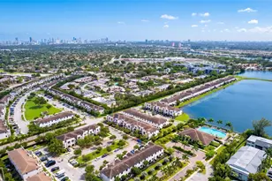 530 NE 207th St, Miami, FL 33179 - Photo 29