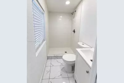 6497 W 8th Ln #A, Hialeah, FL 33012 - Photo 5