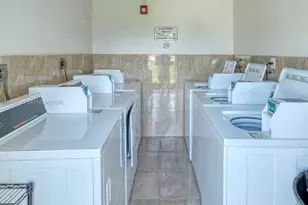 9520 SW 8th St, Miami, FL 33174 - Photo 11