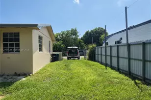11221 SW 201st St, Miami, FL 33189 - Photo 21