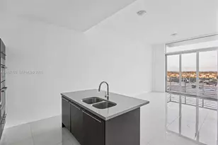 7875 NW 107th Ave, Doral, FL 33178 - Photo 5