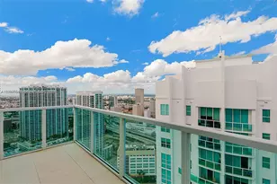 41 SE 5th St, Miami, FL 33131 - Photo 27