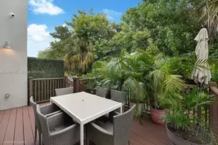2485 NE 135th St, North Miami, FL 33181 - Photo 13