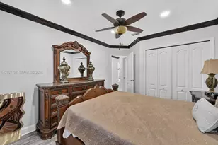 19436 NW 79th Pl, Hialeah, FL 33015 - Photo 19