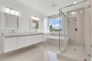 7585 NW 100th Ave, Doral, FL 33178 - Photo 17