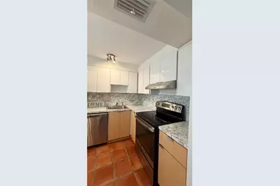 1418 Collins Ave #602, Miami Beach, FL 33139 - Photo 7