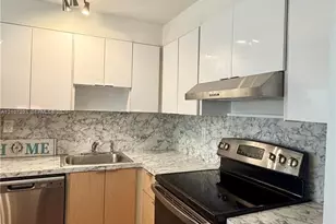1418 Collins Ave, Miami Beach, FL 33139 - Photo 7