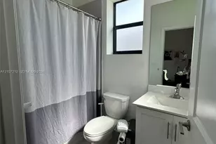 613 NE 208th Terrace, Miami, FL 33179 - Photo 13