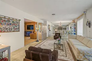8100 SW 155th St, Palmetto Bay, FL 33157 - Photo 5