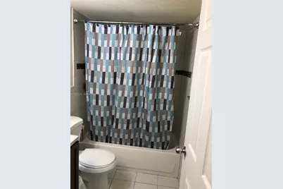 7000 NW 186th St #4-214, Hialeah, FL 33015 - Photo 11