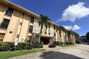 241 S Royal Poinciana Blvd, Miami Springs, FL 33166 - Photo 11