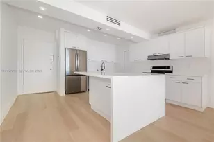 11111 Biscayne Blvd, Miami, FL 33181 - Photo 17
