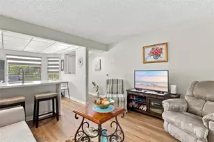 12501 SW 14th St, Pembroke Pines, FL 33027 - Photo 9