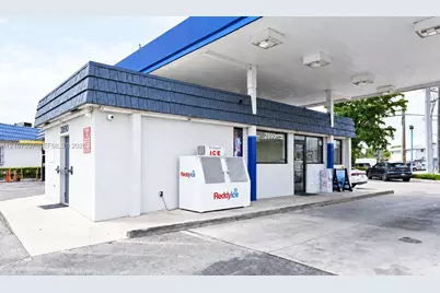 2890 Palm Ave, Hialeah, FL 33010 - Photo 9