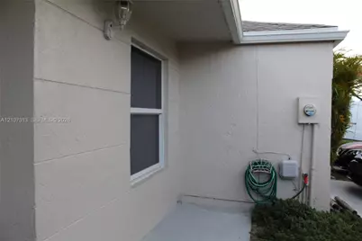 9818 SW 222nd Ter, Cutler Bay, FL 33190 - Photo 13