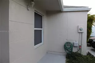 9818 SW 222nd Terrace, Cutler Bay, FL 33190 - Photo 13
