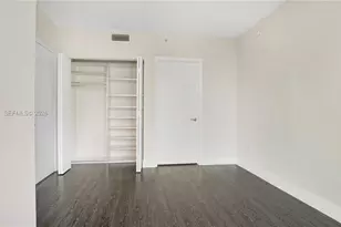 92 SW 3rd St, Miami, FL 33130 - Photo 13