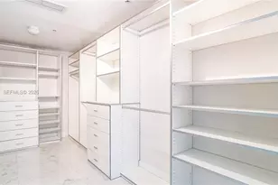 92 SW 3rd St, Miami, FL 33130 - Photo 9