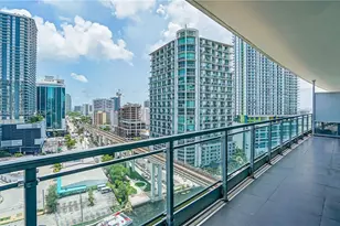 92 SW 3rd St, Miami, FL 33130 - Photo 19