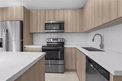 1605 NW 15th St, Fort Lauderdale, FL 33311 - Photo 27